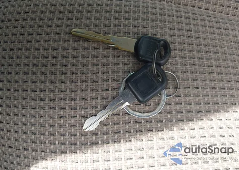 1997 Chevrolet C1500 Fleetside из США, поврежденный, VIN 1GCEC14M1VE192636